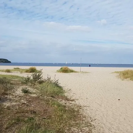 Pematra Ferienhaus Ostseeblick 펜션 *